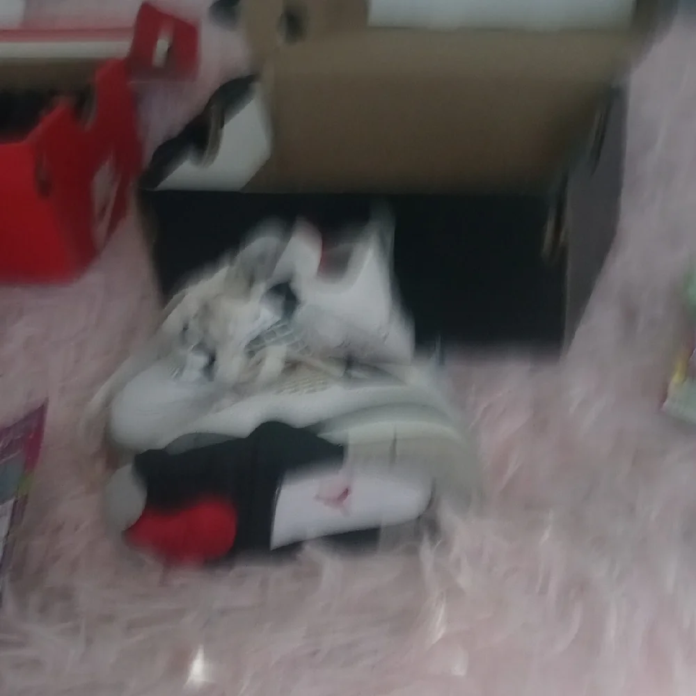 Nike White and Red Sneakers with Iconic Design - Picture 3 of 4